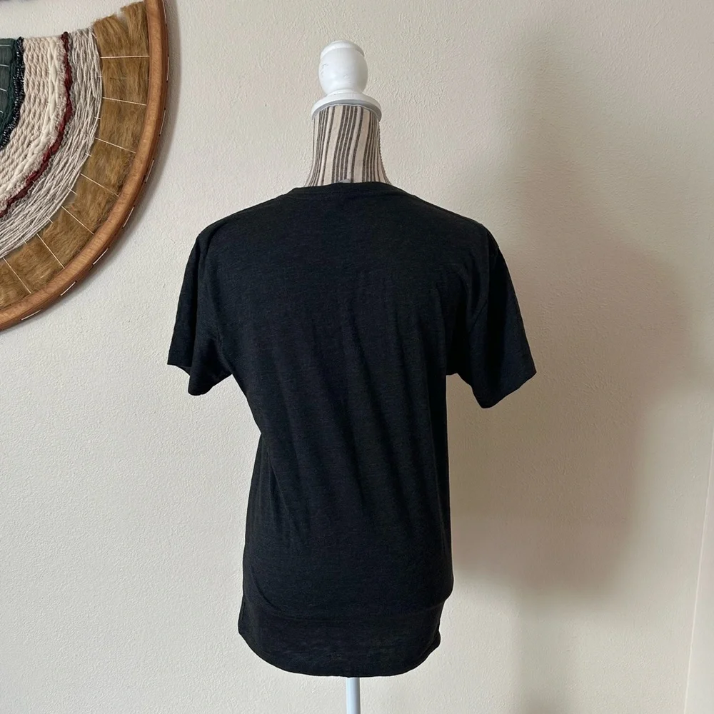 My New Family Wolf Woman's Tee Outdoor Size M